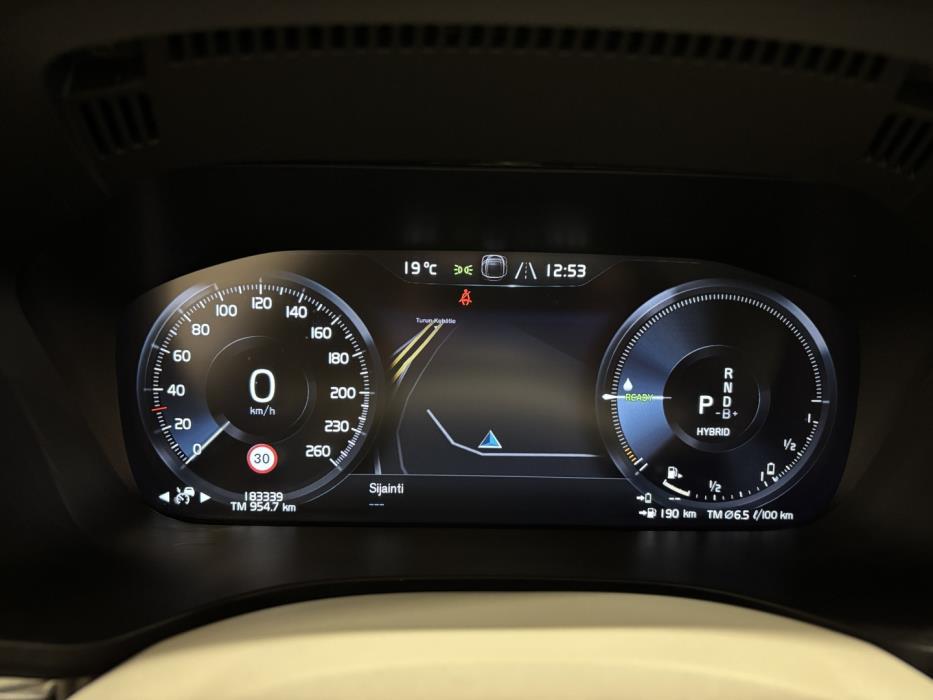 VOLVO XC60 2021