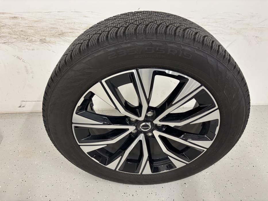 VOLVO XC60 2021