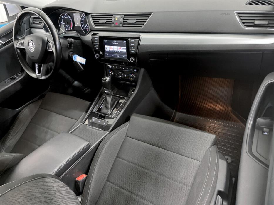 SKODA Superb 2017