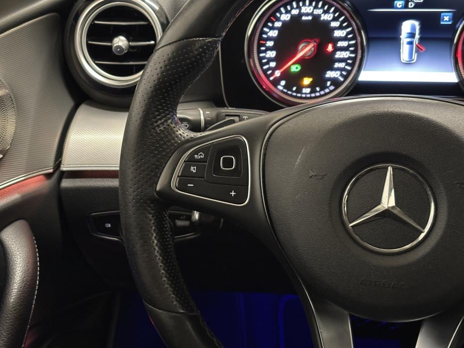 MERCEDES-BENZ E 2017
