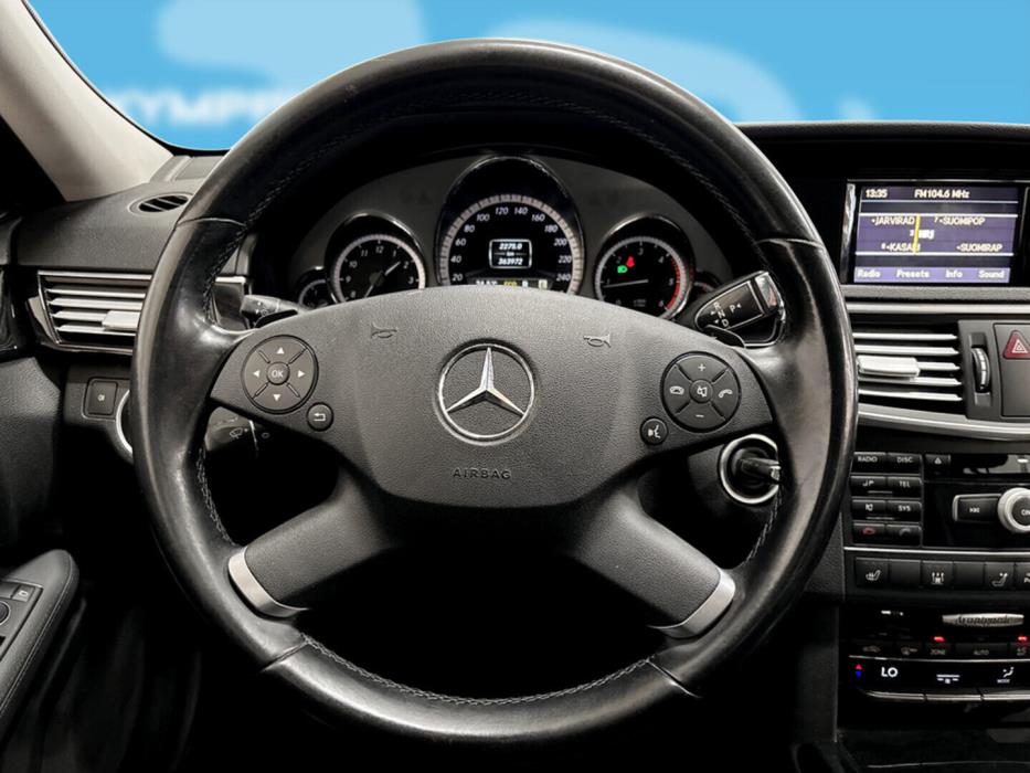 MERCEDES-BENZ E 2013