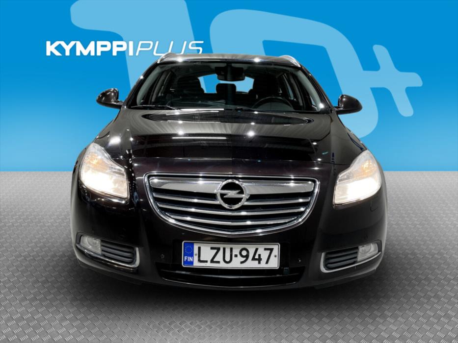 OPEL Insignia 2012