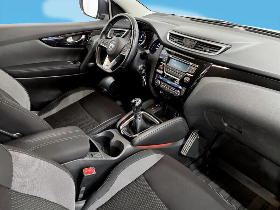 NISSAN Qashqai 2018