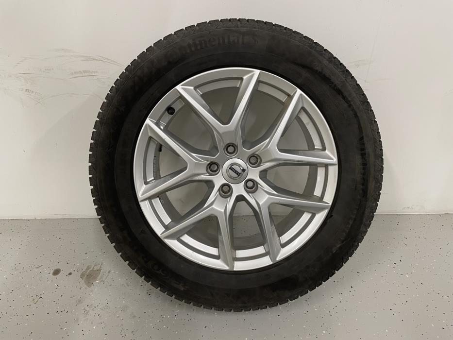 VOLVO XC60 2021