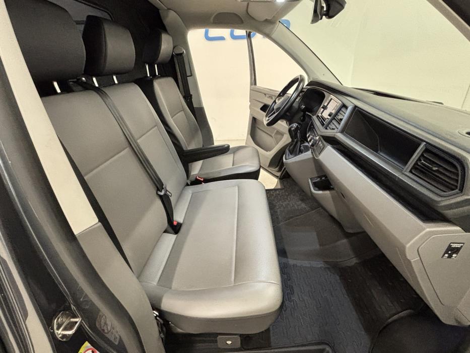 VOLKSWAGEN Transporter 2022