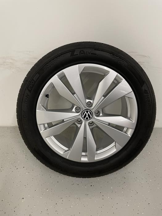 VOLKSWAGEN ID.4 2021