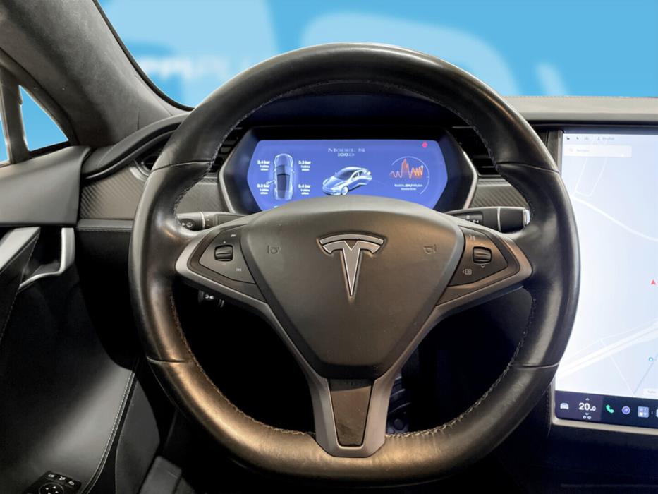 TESLA Model S 2018