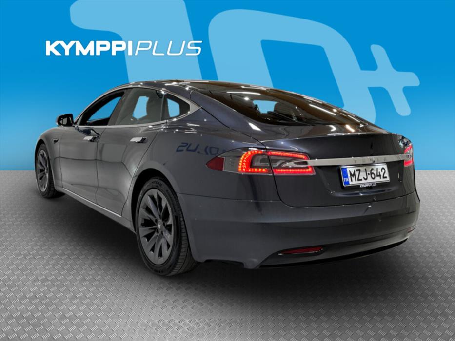 TESLA Model S 2018