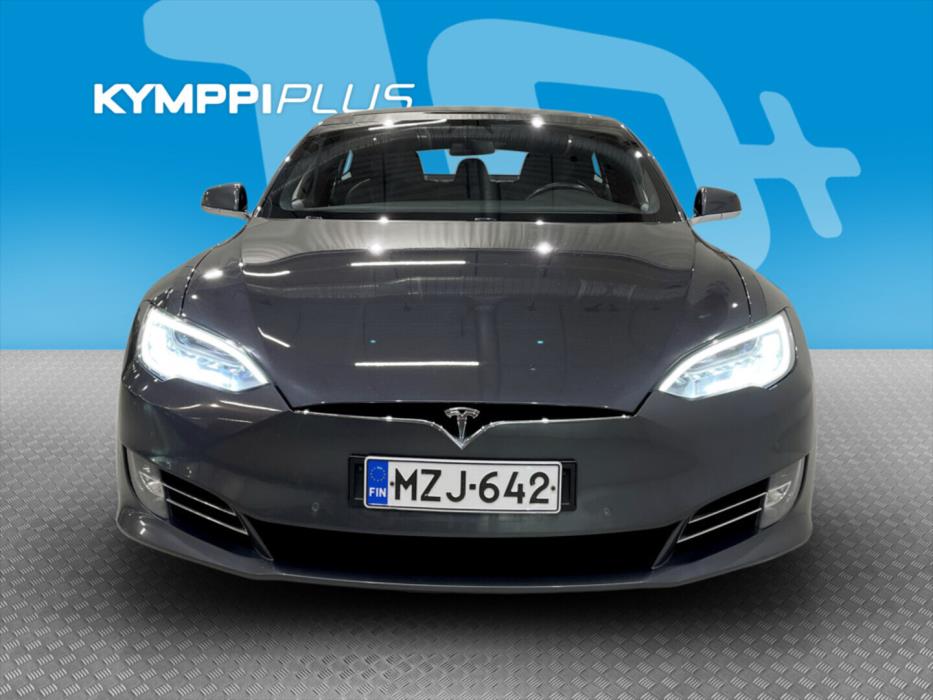 TESLA Model S 2018
