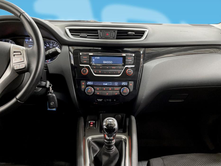 NISSAN Qashqai 2016