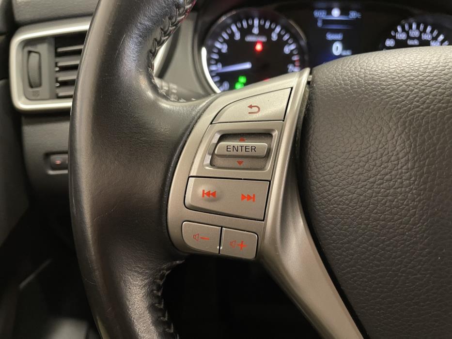 NISSAN Qashqai 2016