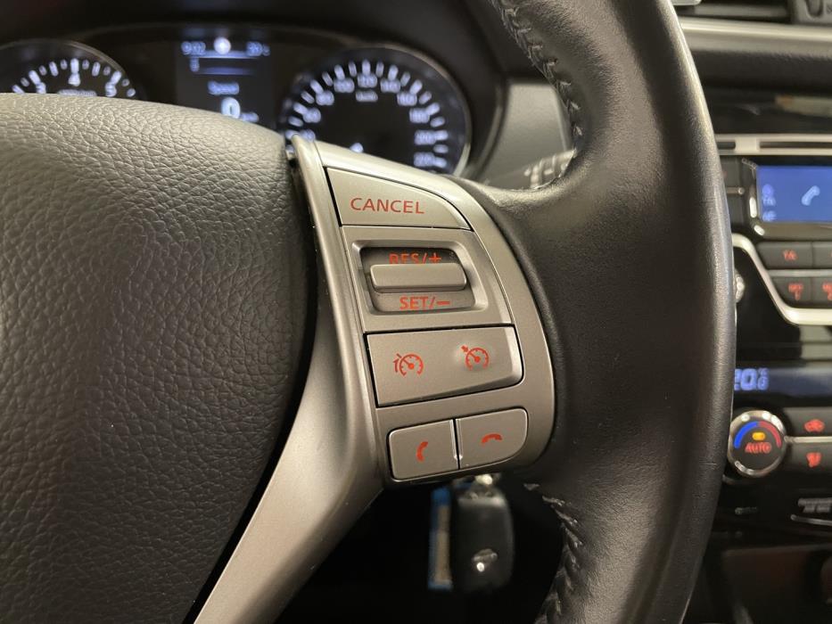 NISSAN Qashqai 2016