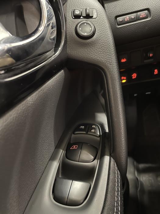 NISSAN Qashqai 2016