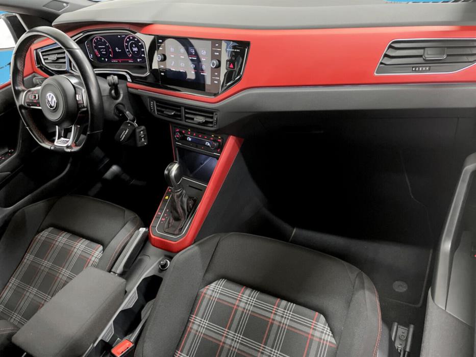 VOLKSWAGEN Polo 2018