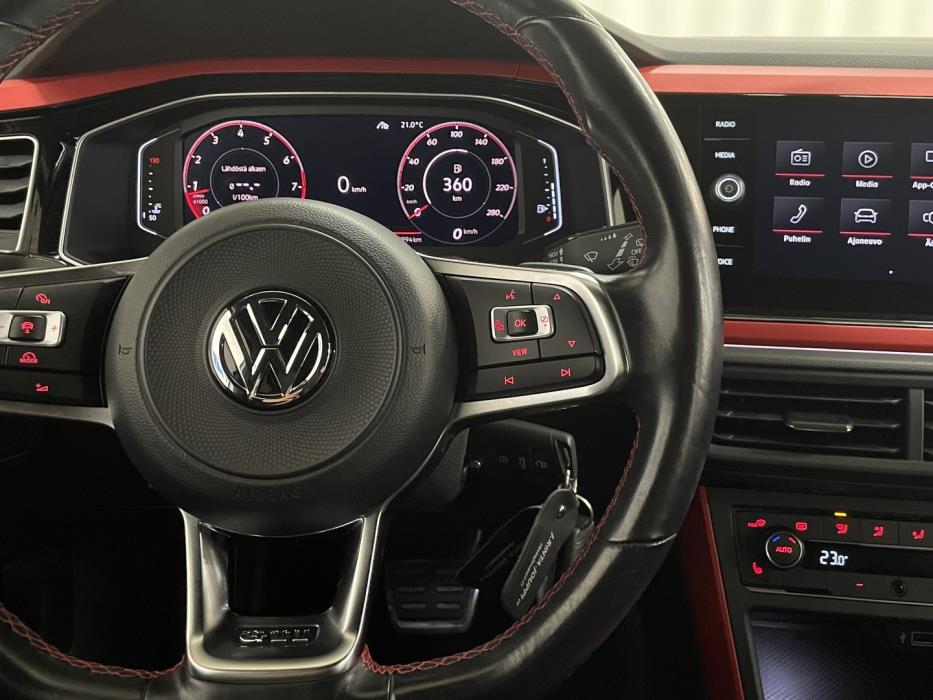 VOLKSWAGEN Polo 2018