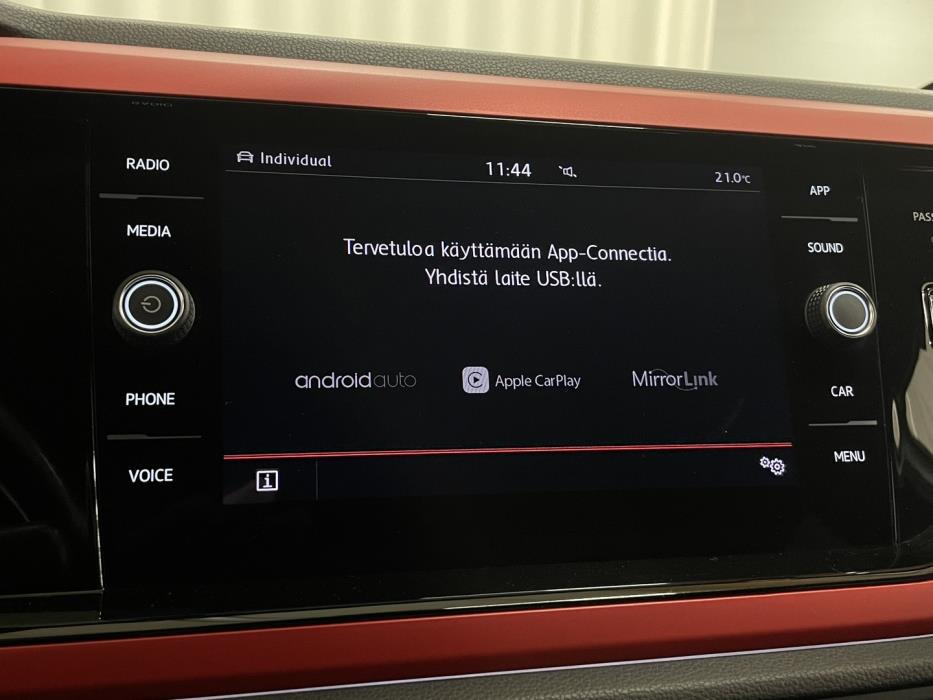 VOLKSWAGEN Polo 2018