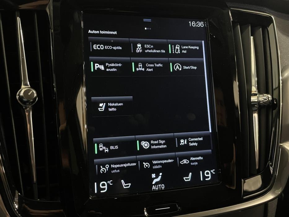 VOLVO V90 2018