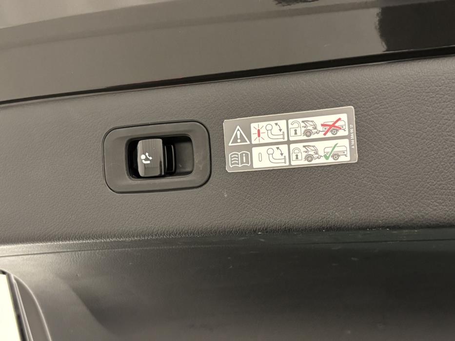 MERCEDES-BENZ EQS 2022