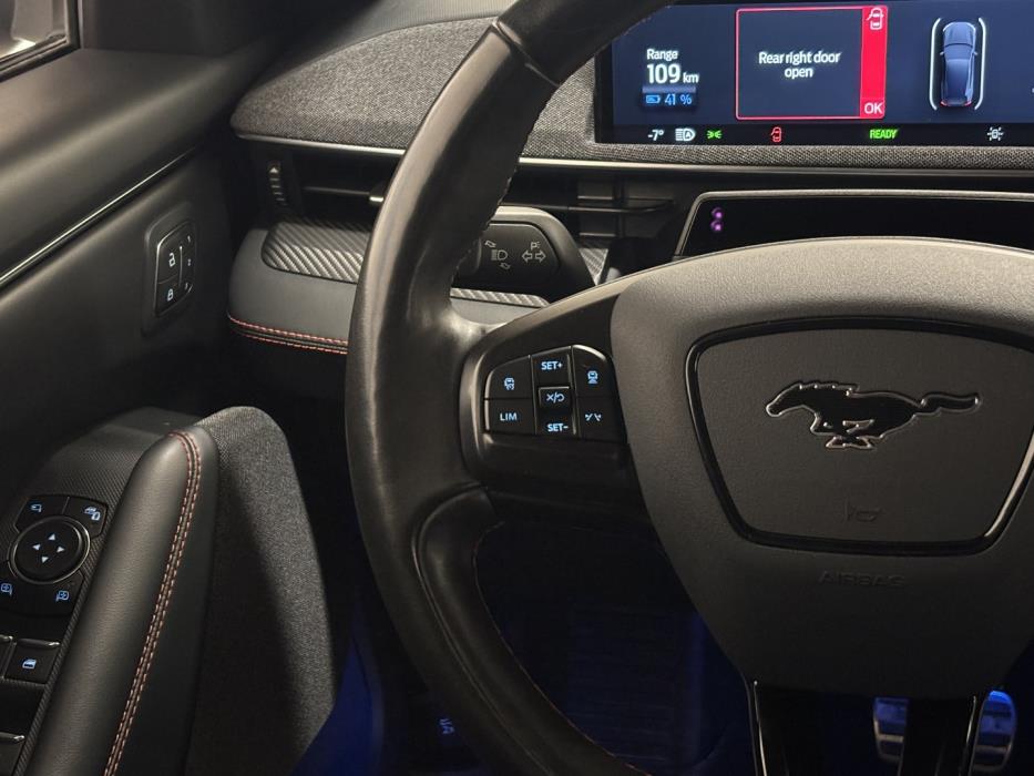 FORD Mustang Mach-E 2021