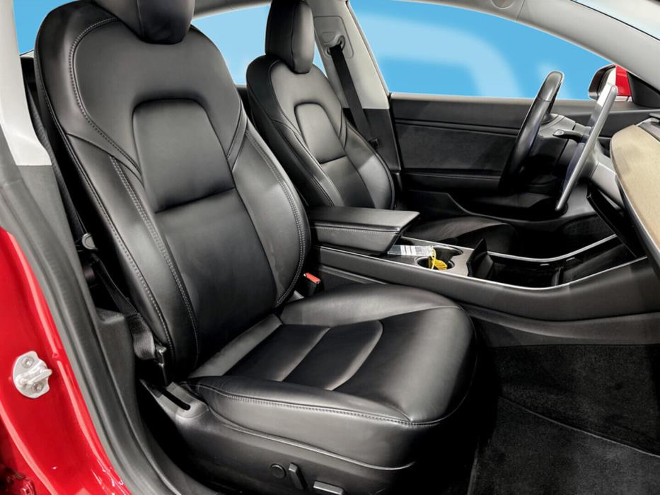 TESLA Model 3 2019