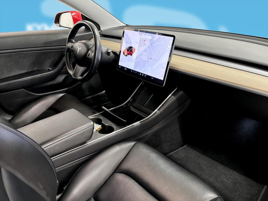 TESLA Model 3 2019