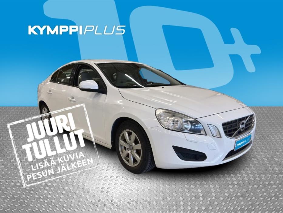 VOLVO S60 2012