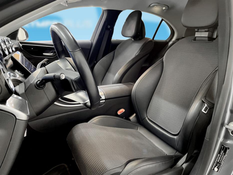 MERCEDES-BENZ C 2022