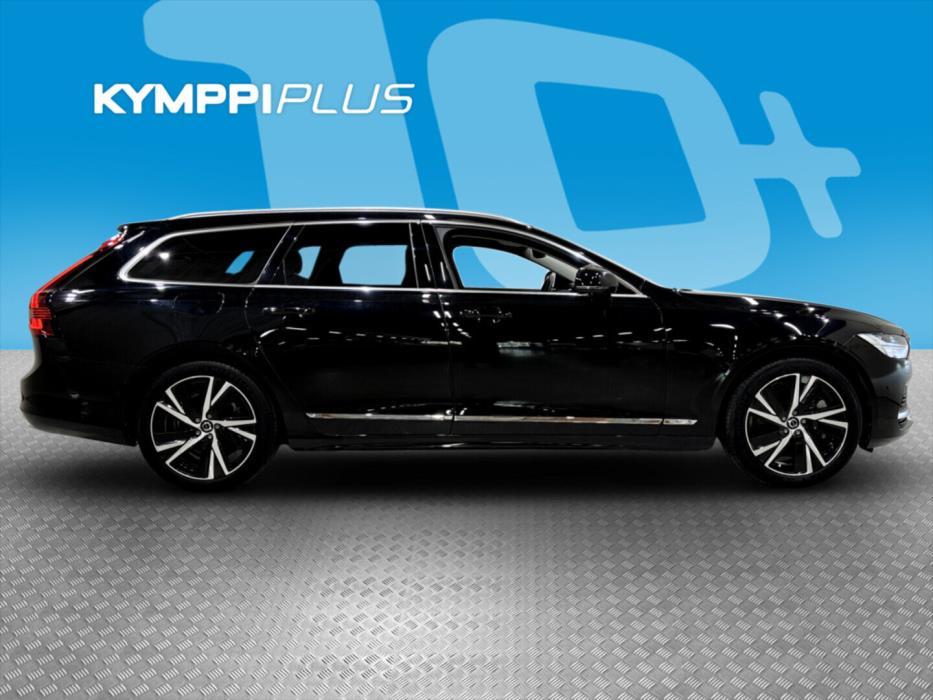 VOLVO V90 2024