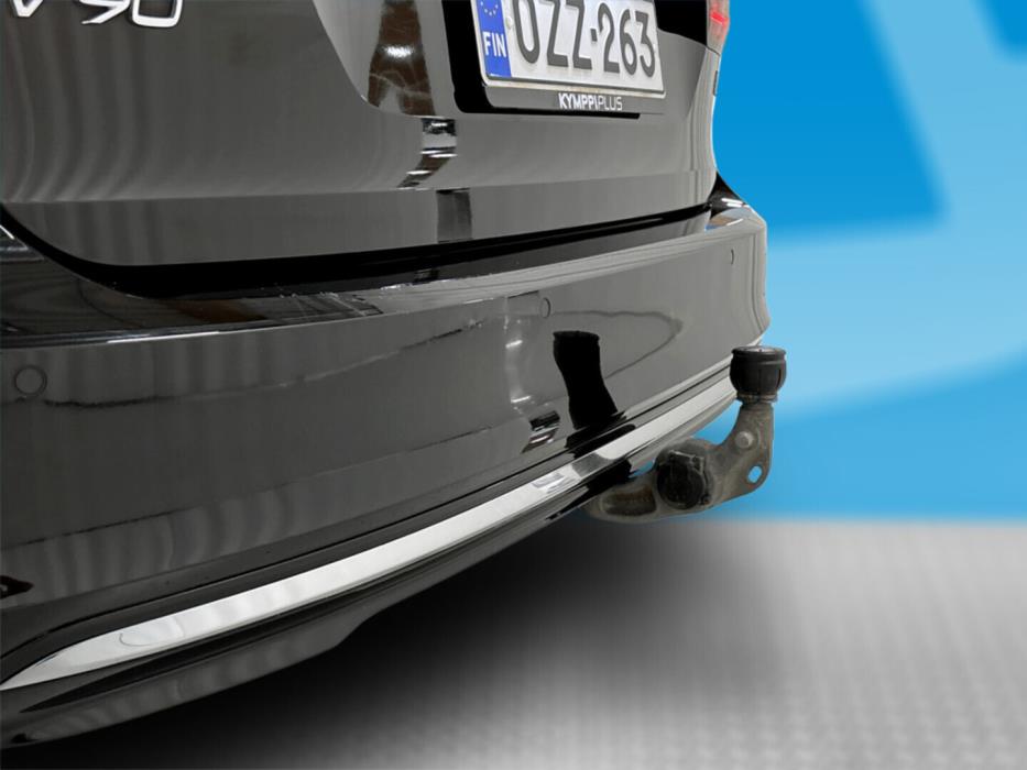 VOLVO V90 2024