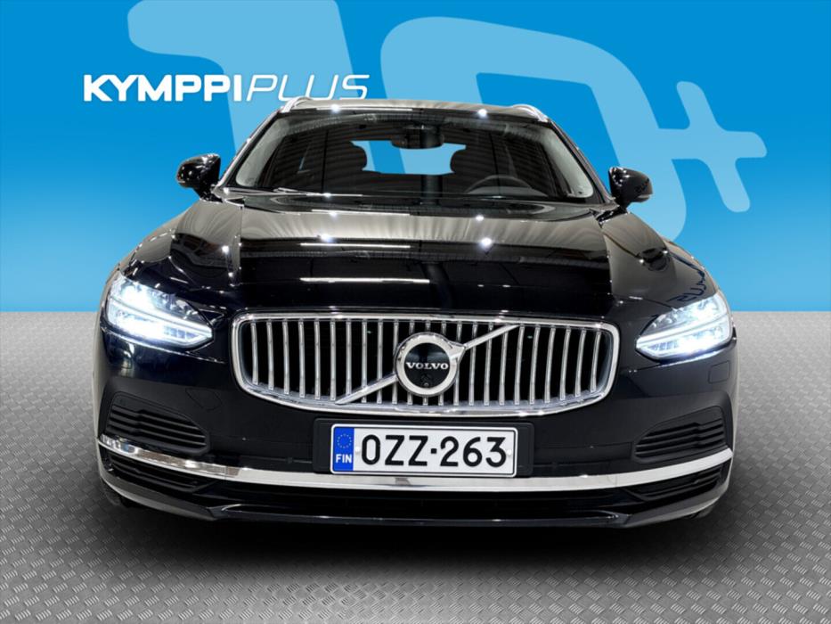 VOLVO V90 2024
