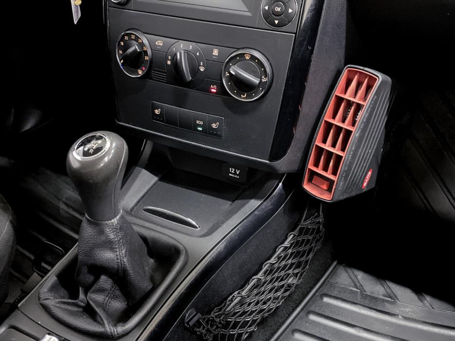 MERCEDES-BENZ A 2009