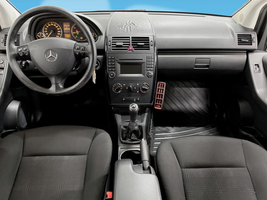 MERCEDES-BENZ A 2009