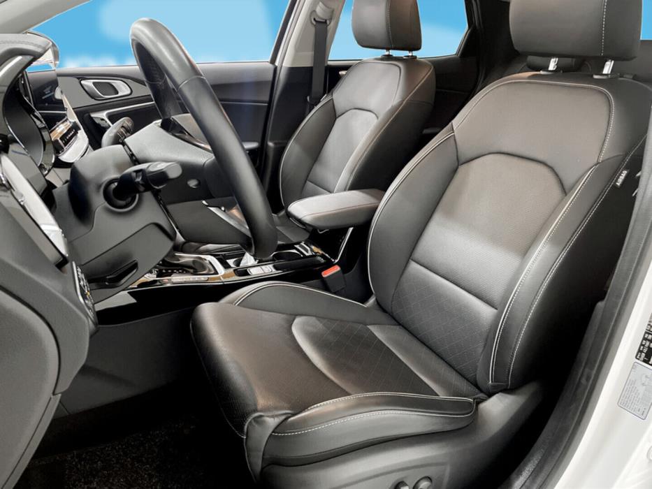 KIA XCeed 2025