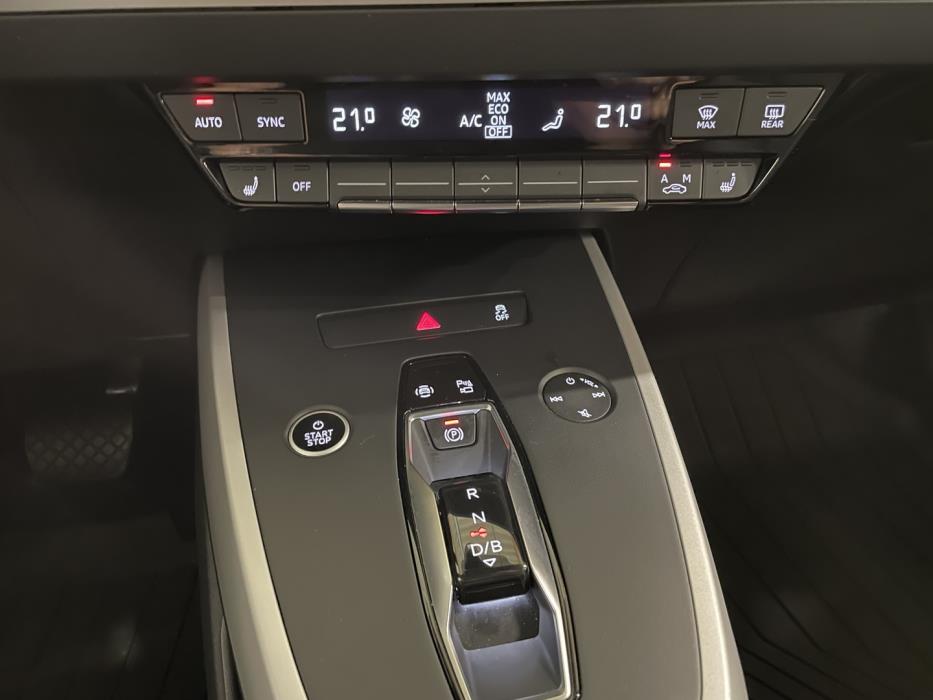 AUDI Q4 e-tron 2023