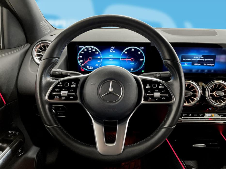 MERCEDES-BENZ EQA 2022