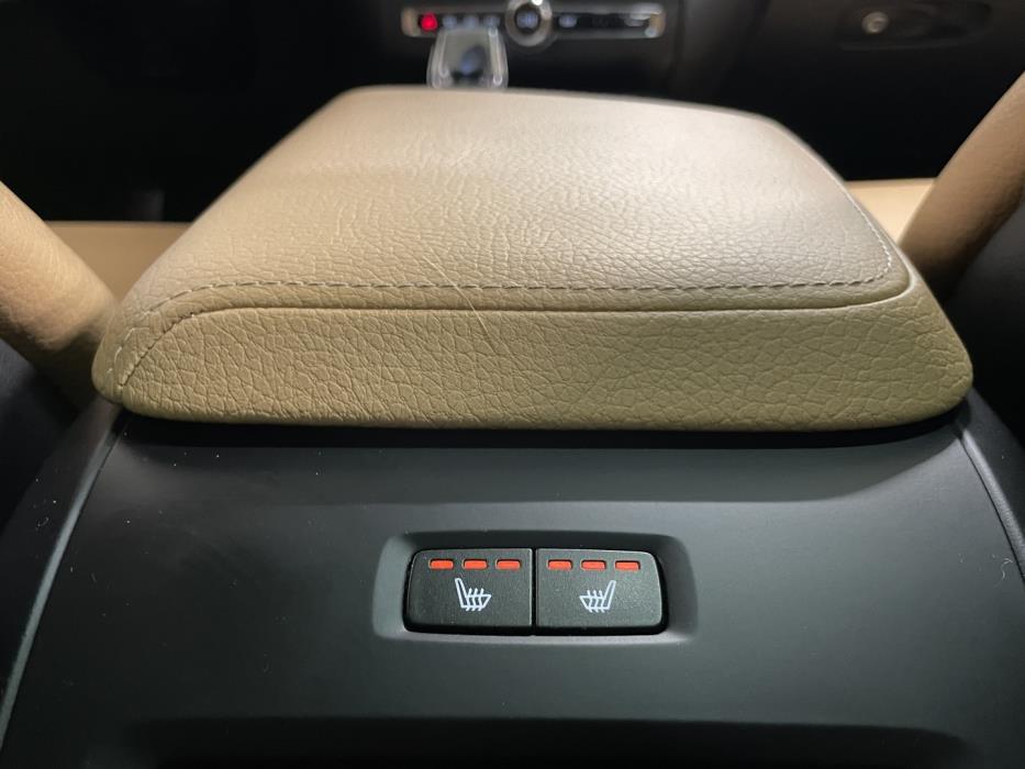 VOLVO XC60 2020
