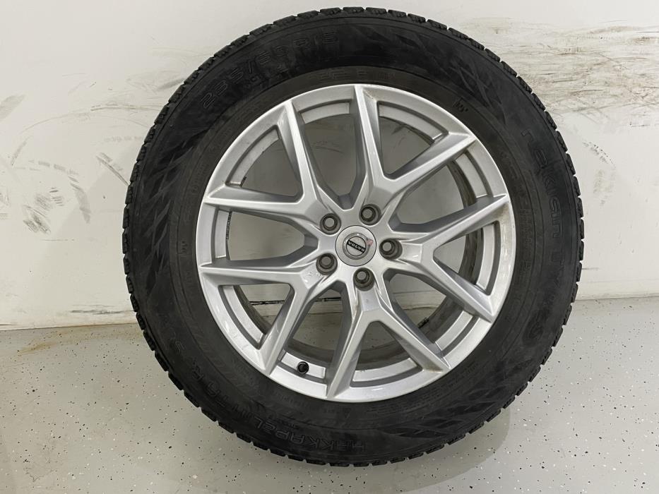 VOLVO XC60 2020