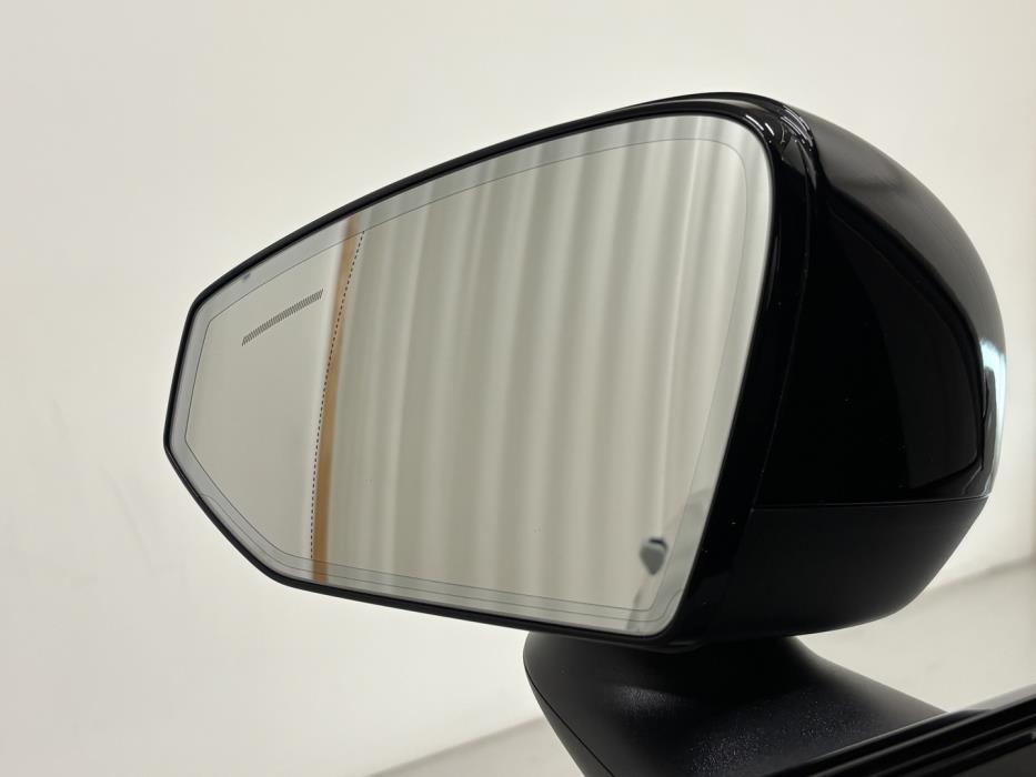 VOLVO EX30 2024