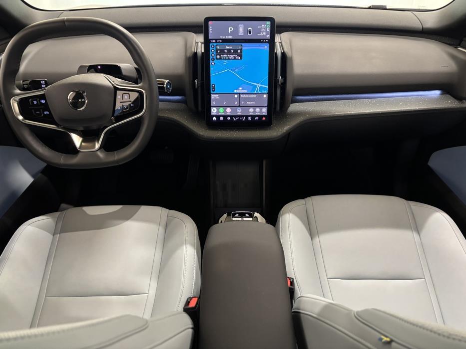 VOLVO EX30 2024