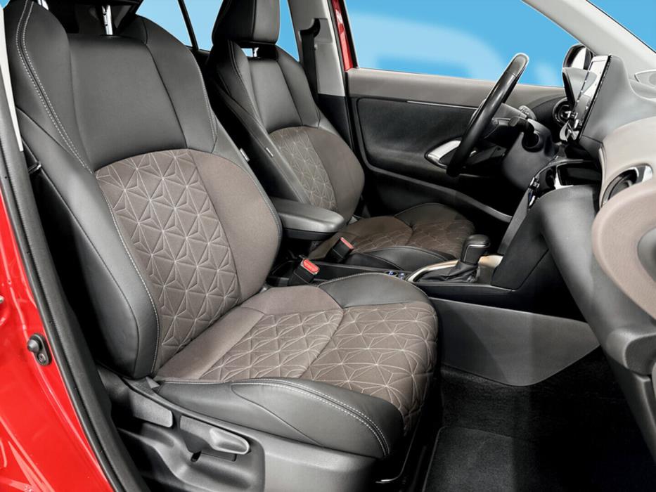 TOYOTA Yaris Cross 2022