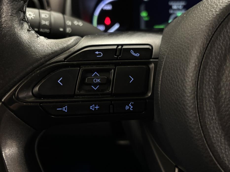 TOYOTA Yaris Cross 2022