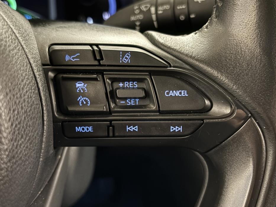 TOYOTA Yaris Cross 2022