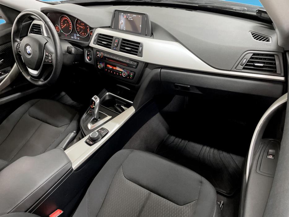 BMW 320 Gran Turismo 2015