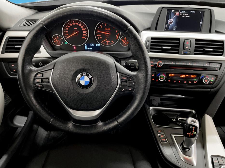 BMW 320 Gran Turismo 2015