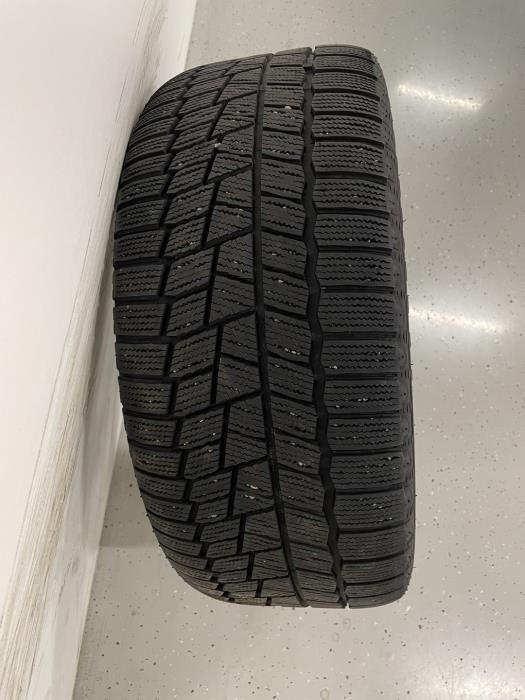 MERCEDES-BENZ E 2010