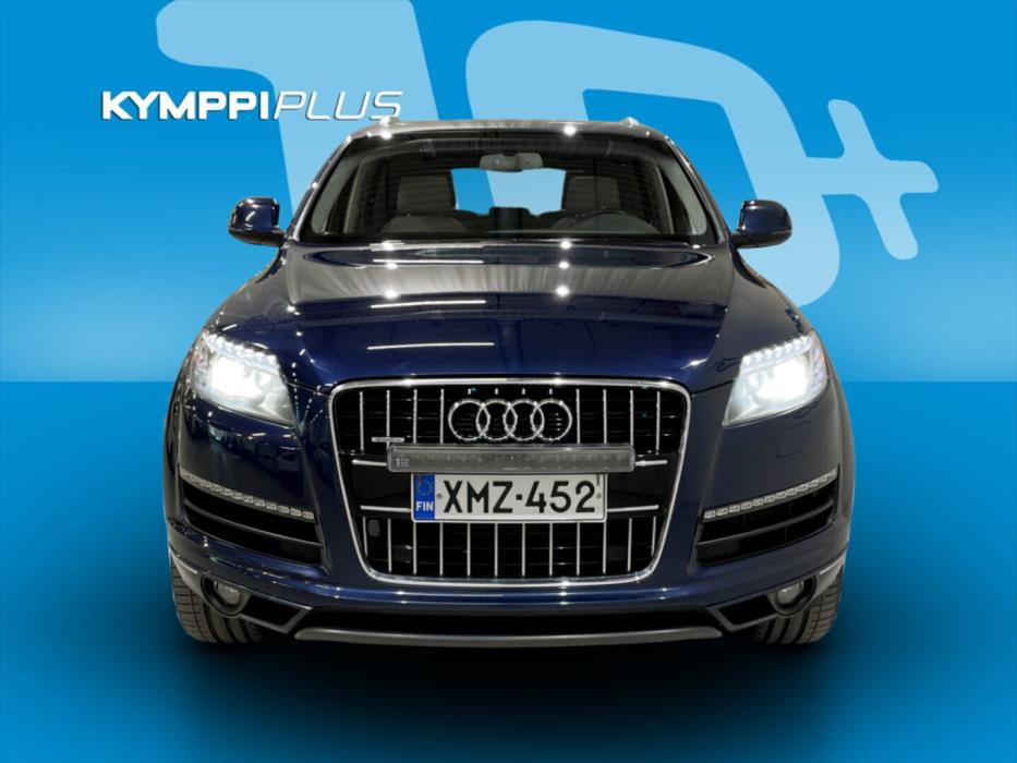 AUDI Q7 2012