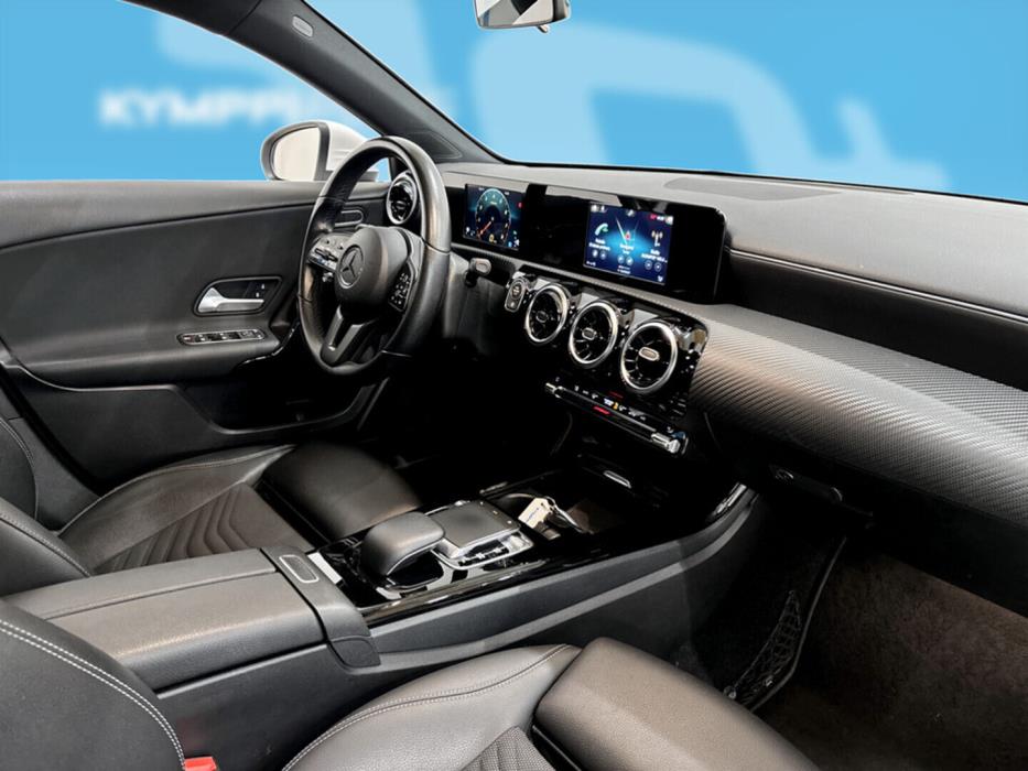 MERCEDES-BENZ A 2018