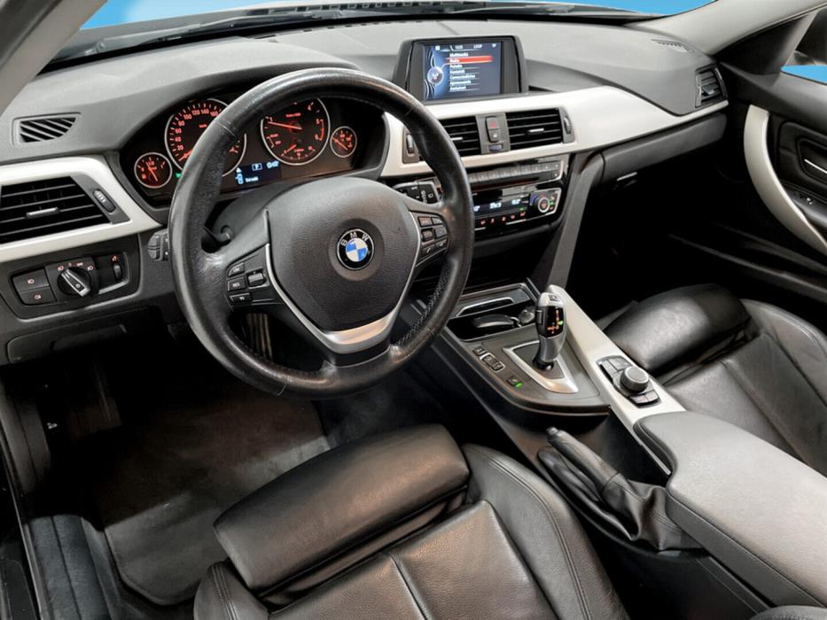 BMW 320 2017