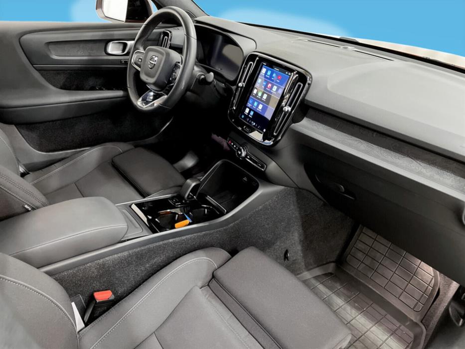 VOLVO C40 2023