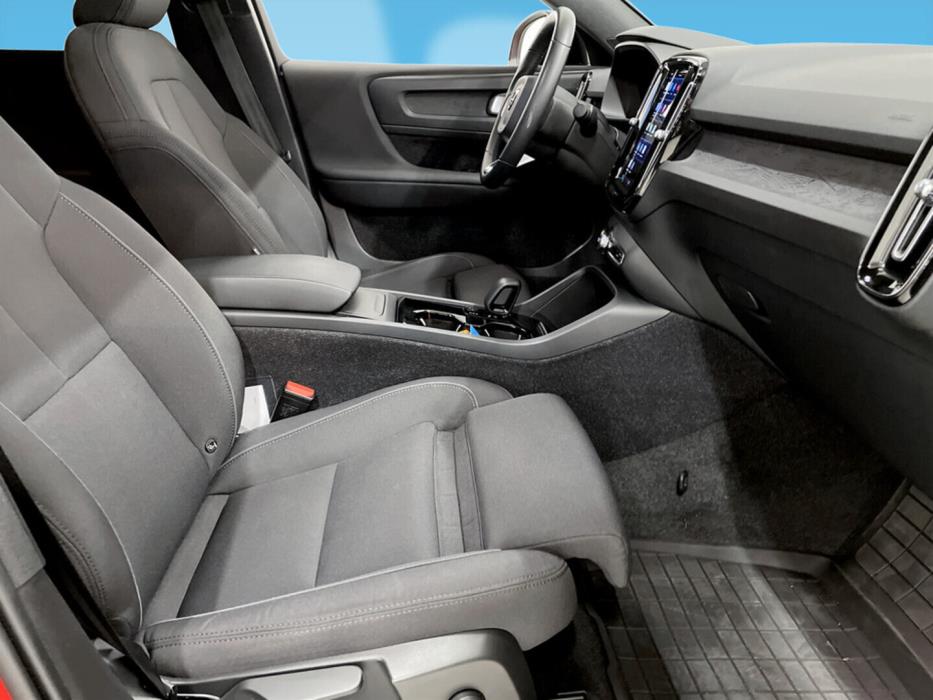 VOLVO C40 2023